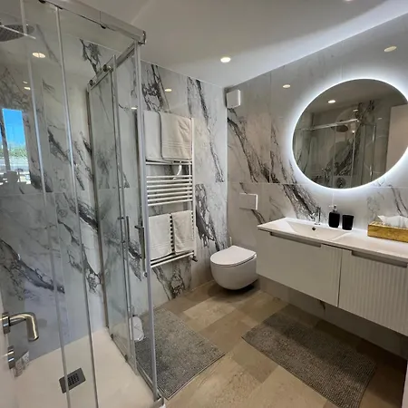 Daeiouz Residences Ii * Milan