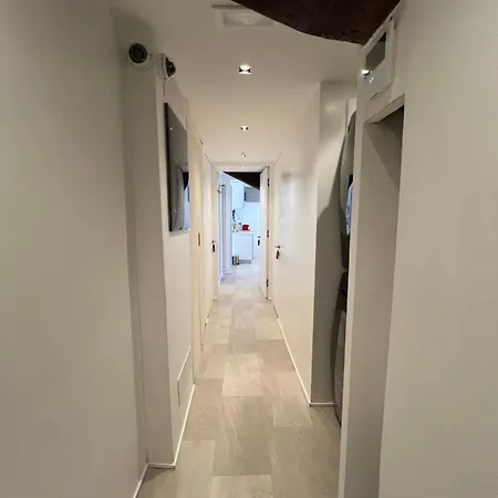 Daeiouz Residences Ii * Milan